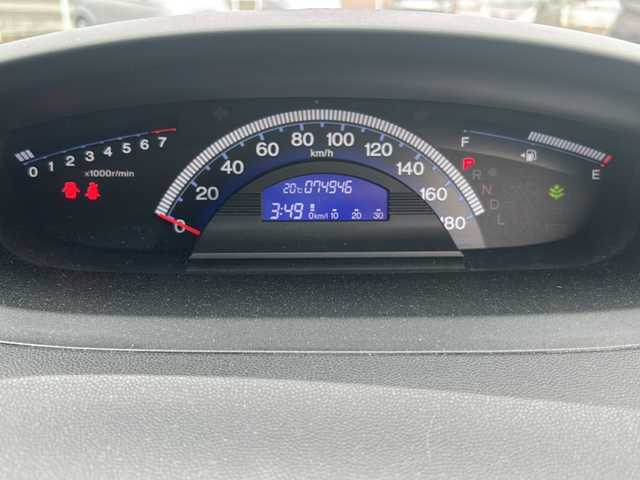 ホンダ フリード G ジャストセレクション 富山県 2014(平26)年 7.5万km モダンスティールM スマートキー/３列シート/社外ナビ（VIE-X05）/フルセグTV/DVD再生/Bluetooth/ビルトインETC/バックカメラ/純正フロアマット/ドアバイザー/横滑り防止装置/取扱説明書