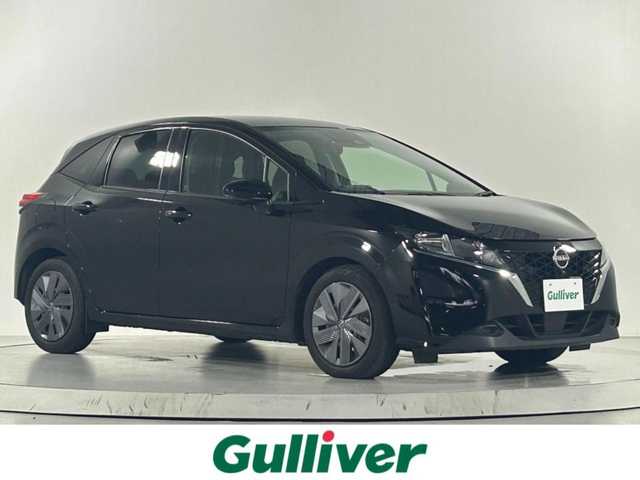日産 ノート X 佐賀県 2023(令5)年 5.2万km スーパーブラック 純正９インチナビ/（フルセグTV/CD/Bluetooth/USB）/全方位カメラ/衝突軽減システム/追従型クルーズコントロール/レーンアシスト/コーナーセンサー/純正LEDヘッドライト/オートライト/オートハイビーム/デジタルインナーミラー/スペアキー/純正フロアマット