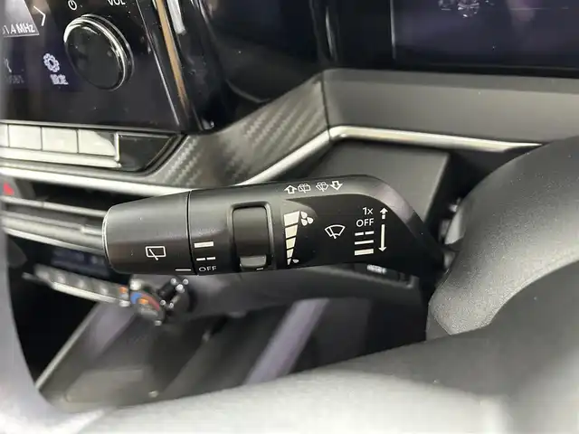 日産 ノート X 佐賀県 2023(令5)年 5.2万km スーパーブラック 純正９インチナビ/（フルセグTV/CD/Bluetooth/USB）/全方位カメラ/衝突軽減システム/追従型クルーズコントロール/レーンアシスト/コーナーセンサー/純正LEDヘッドライト/オートライト/オートハイビーム/デジタルインナーミラー/スペアキー/純正フロアマット