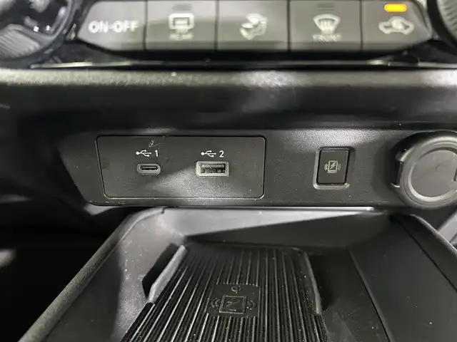 日産 ノート X 佐賀県 2023(令5)年 5.2万km スーパーブラック 純正９インチナビ/（フルセグTV/CD/Bluetooth/USB）/全方位カメラ/衝突軽減システム/追従型クルーズコントロール/レーンアシスト/コーナーセンサー/純正LEDヘッドライト/オートライト/オートハイビーム/デジタルインナーミラー/スペアキー/純正フロアマット