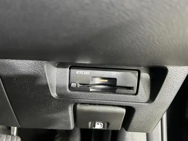 日産 ノート X 佐賀県 2023(令5)年 5.2万km スーパーブラック 純正９インチナビ/（フルセグTV/CD/Bluetooth/USB）/全方位カメラ/衝突軽減システム/追従型クルーズコントロール/レーンアシスト/コーナーセンサー/純正LEDヘッドライト/オートライト/オートハイビーム/デジタルインナーミラー/スペアキー/純正フロアマット