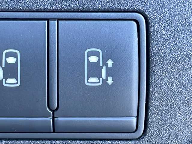 日産 セレナ 岐阜県 2019(平31)年 7.5万km ブリリアントホワイトパール 禁煙車/純正ナビ/AM/FM/CD/DVD/SD/AUX/フルセグTV/アラウンドビューモニター /フリップダウンモニター /両側パワースライドドア/エマージェンシーブレーキ /ハンズフリースライドドア/オートライト/フォグランプ/インテリジェントキー /プッシュスタート /防水シート /パーキングアシスト /バックソナー/ステリングスイッチ/ドアバイザー/純正アルミホイール