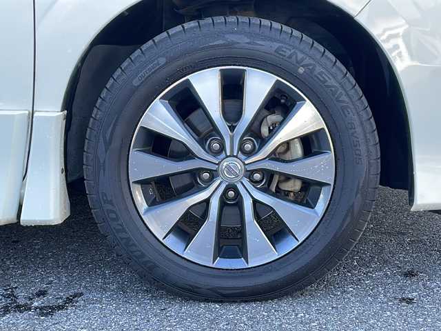 日産 セレナ 岐阜県 2019(平31)年 7.5万km ブリリアントホワイトパール 禁煙車/純正ナビ/AM/FM/CD/DVD/SD/AUX/フルセグTV/アラウンドビューモニター /フリップダウンモニター /両側パワースライドドア/エマージェンシーブレーキ /ハンズフリースライドドア/オートライト/フォグランプ/インテリジェントキー /プッシュスタート /防水シート /パーキングアシスト /バックソナー/ステリングスイッチ/ドアバイザー/純正アルミホイール