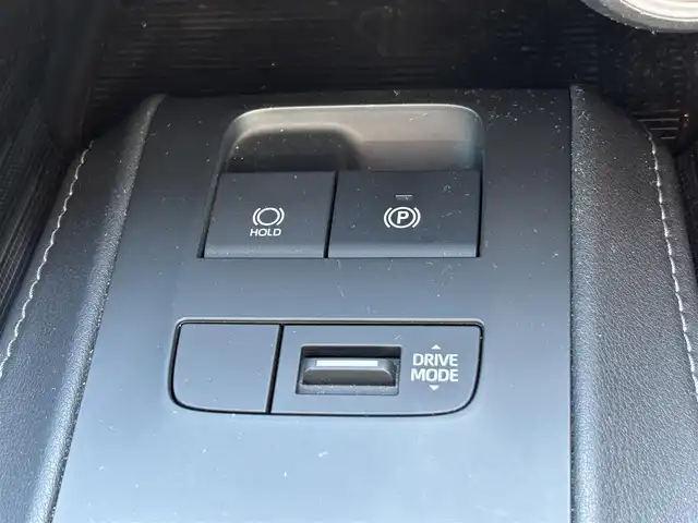 トヨタ ハリアー G 福岡県 2020(令2)年 4万km プレシャスブラックパール 純正ナビ（BLUETOOTH/AUX)/Bカメラ/電動リアゲート/レーダークルーズコントロール/LEDヘッドライト/オートライト/オートマチックハイビーム/ハーフレザーシート/D席パワーシート/純正18インチAW/USB入力端子/ワイヤレス充電/デジタルインナーミラー/SOSコール/BSM/横滑り防止装置/コーナーセンサー/レーンキープアシスト/盗難防止装置/衝突軽減システム/スマートキー/ETC