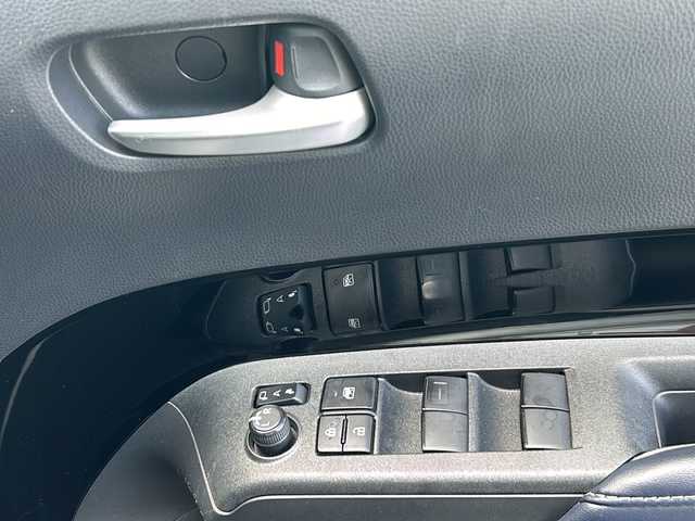 トヨタ アクア Z 山形県 2022(令4)年 3.9万km プラチナホワイトパールマイカ モデリスタフルエアロ/モデリスタホイールタイヤ/純正ディスプレイオーディオナビ/（AM/FM/フルセグ/Bluetooth）/ハーフレザーシート/運転席パワーシート/ステアリングヒーター/レーダークルーズコントロール/前席シートヒーター/ビルトインETC2.0/AC100V/LEDヘッドライト/ステアリングスイッチ/フォグライト/ドアバイザー/スマートキー/プッシュスタート
