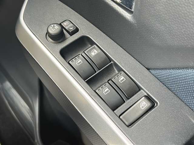 トヨタ ルーミー カスタムG－T 三重県 2020(令2)年 4.6万km ブラックマイカメタリック 社外ナビ　/全周囲カメラ　/両側パワースライドドア　/スペアキー　/前席シートヒーター　/前後コーナーセンサー　/レーダークルーズコントロール　/レーンキープアシスト　/衝突軽減ブレーキ/車線抑制/先行車発進お知らせ/ふらつき警報/標識認識/ステアリングスイッチ/電子パーキング　/ＬＥＤヘッドライト　/オートライト/禁煙車