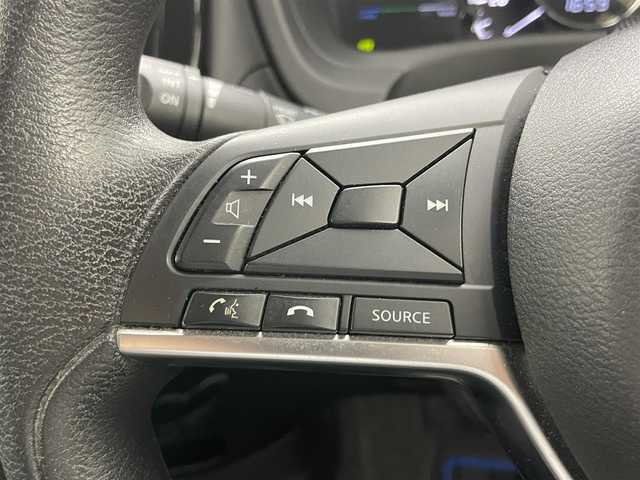 日産 ノート e－パワー X 岡山県 2016(平28)年 5.8万km スーパーブラック 純正メモリーナビ/（Bluetooth/フルセグTV/CD/DVD/USB】/エマージェンシーブレーキ/アラウンドビューモニター/ＥＴＣ/コーナーセンサー（前後）/プッシュスタート/アイドリングストップ/踏み間違い防止/横滑り防止装置/ISOFIX/ステアリングスイッチ/チルトステアリング/シートリフター/ウインカーミラー/ドアバイザー/スマートキー
