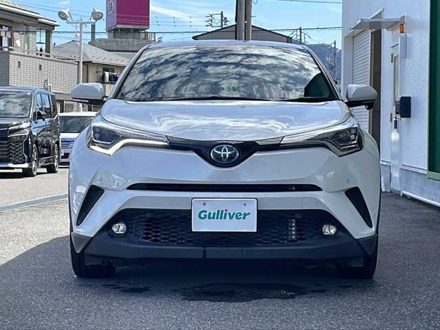 トヨタ Ｃ－ＨＲ G 岐阜県 2019(平31)年 3.2万km ホワイトパールクリスタルシャイン 禁煙車/純正SDナビ/AM/FM/CD/DVD/BT/フルセグTV/バックカメラ/プリクラッシュセーフティ /BSM/クリアランスソナー /レーダークルーズコントロール /オートライト/オートハイビーム/LEDヘッドライト/フォグランプ/ハーフレザーシート /シートヒーター /ステアリングスイッチ/電子パーキングブレーキ/ブレーキホールド/ビルトインETC