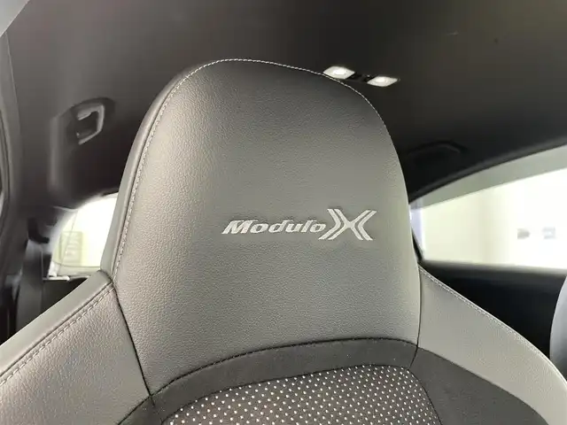 ホンダ ヴェゼル ハイブリッド モデューロ X ホンダセンシング 群馬県 2020(令2)年 3.7万km プラチナホワイトパール 純正８インチナビ　バックカメラ　アダプティブクルーズコントロール　ＬＥＤ　ハーフレザーシート　シートヒーター　純正１８インチＡＷ　ステアリングリモコン　パドルシフト　スマートキー　ＥＴＣ　禁煙車