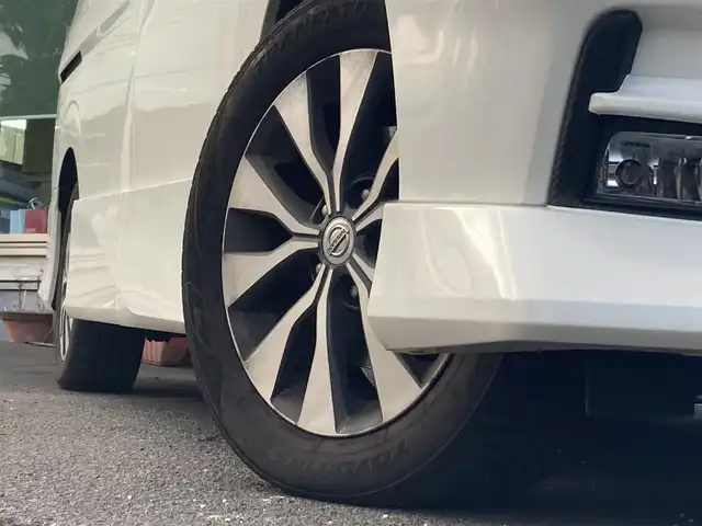 日産 セレナ ハイウェイスター Vセレクション 大分県 2017(平29)年 6.9万km ブリリアントホワイトパール 両側パワースライドドア /純正16インチアルミホイール/純正フロアマット/純正LEDヘッドライト/純正ナビ/フルセグTV/Bluetooth/オートライト/横滑り防止装置/衝突被害軽減ブレーキ/バックカメラ/クルーズコントロール/スマートキー/5月3日から5月7日までお休みの為、書類発送及び車両搬出は5月8日以降になります。