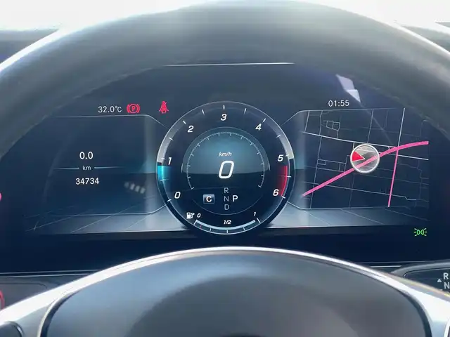 メルセデス・ベンツ Ｅ２２０ｄ アバンギャルド スポーツ 山梨県 2018(平30)年 3.5万km ダイヤモンドホワイト 黒半革/フロントリップ/リアディフューザー/純正HDDナビ/フルセグTV/全周囲カメラ/前席シートヒーター/ACC/レーンキープアシスト/ブラインドスポットアシスト/衝突軽減ブレーキ/アンビエントライト/純正19インチAW/インテリジェントライト/LEDヘッドライト/オートハイビーム