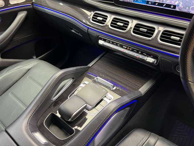 メルセデス・ベンツ ＧＬＥ３００ｄ 4MATIC 千葉県 2020(令2)年 4.9万km ダイヤモンドホワイト レザーＥＸＣ　/パノラマＳＲ　/純正ナビ　/後席モニター　/３６０°カメラ　/ＡＣＣ　/ＨＵＤ　/黒革　/シートヒーター　/ベンチレーター　/パワーシート　/Ｂｕｒｍｅｓｔｅｒ　/ＬＥＤヘッドライト　/電動リアゲート