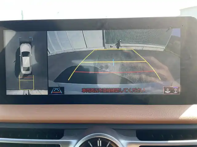 レクサス ＩＳ 300h バージョンL 福岡県 2021(令3)年 2.7万km ソニッククォーツ ワンオーナー/サンルーフ/メーカーナビ/（BLUETOOTH/フルセグ/CD/DVD/AUX)/アラウンドビューモニター/バックカメラ/フロントカメラ/サイドカメラ/電動トランクリッド/レーダークルーズコントロール/LEDヘッドライト/オートライト/オートマチックハイビーム/レザーシート/シートメモリー/DN席パワーシート/DN席シートヒーター/DN席エアシート/ステアリングヒーター/チルトステアリング/純正19インチAW/BSM/横滑り防止装置/コーナーセンサー/レーンキープアシスト/盗難防止装置/衝突軽減システム/スマートキー/カードキー/ETC2.0/保証書/取扱説明書