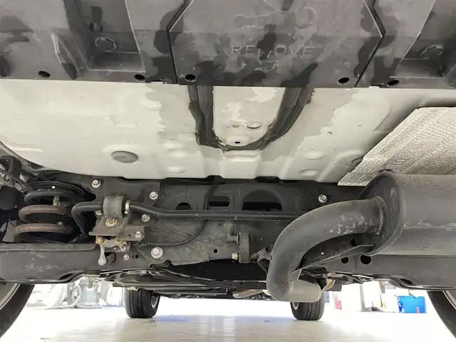 レクサス ＮＸ 300h Iパッケージ 滋賀県 2015(平27)年 4.9万km ソニッククォーツ 禁煙車/純正ナビ/（CD/DVD/Blu-ray/フルセグTV/SD/BT/USB/AUX/FM/AM）/プリクラッシュセーフティシステム（PCS）/レーンディパーチャーアラート（LDA）/オートマチックハイビーム（AHB）/レーダークルーズコントロール/バック・サイドカメラ/ビルトインETC/ベージュレザーシート/ドライブレコーダー/前席シートヒーター/前席パワーシート/デュアルエアコン/オートブレーキホールド/電動パーキングブレーキ/純正フロアマット/純正18インチAW
