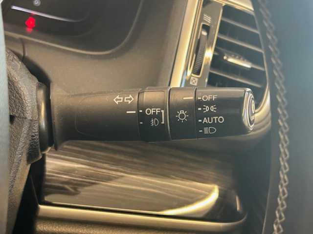 ホンダ オデッセイ 静岡県 2014(平26)年 12.1万km ホワイトオーキッドパール (株)IDOMが運営する【じしゃロン浜松店】の自社ローン専用車両になりますこちらは現金またはオートローンご利用時の価格です。自社ローンご希望の方は別途その旨お申付け下さい/プッシュスタート/メモリナビ/フルセグテレビ/全方位カメラ/両側パワースライドドア/ETC/アイドリングストップ/オットマン/フォグランプ/パドルシフト/後部座席モニター
