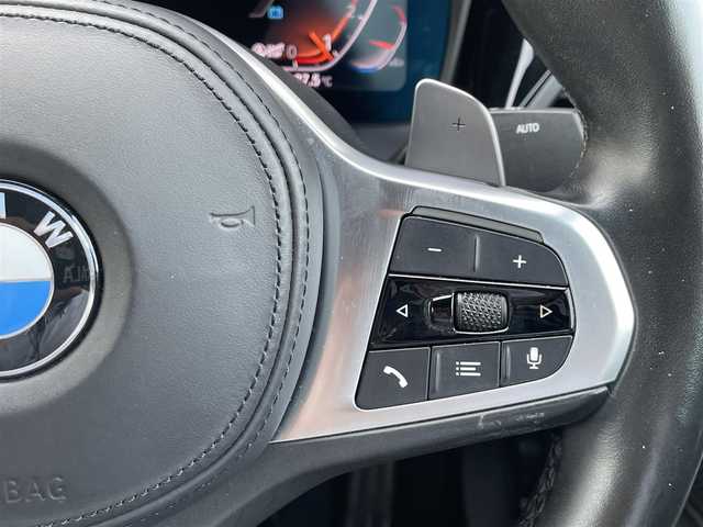 ＢＭＷ ３２０ｉ Mスポーツ 福岡県 2021(令3)年 4.2万km サファイアブラックP インテリジェントＳ/アダプティブコントロール/ブラインドスポット/ハーフレザーシート/シートヒーター/純正ナビ/ミラーリング/全方位/Bluetooth/ワイヤレス充電/パワーバックドア/ステアシフト/パドルシフト/ＬＥＤヘッドライト/autoハイビーム/ドライブレコーダー/純正１８インチＡＷ/ミラーＥＴＣ