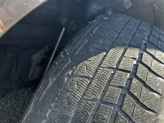 トヨタ ヴェルファイア 3.5ZA ゴールデンアイズ 道央・札幌 2016(平28)年 7.7万km グレーメタリック ４WD/純正SDナビ/AM/FM/BT/CD/DVD/フルセグ/純正フリップダウンモニター/衝突被害軽減ブレーキ/横滑り防止装置/レーダークルーズコントロール/クリアランスソナー/バックカメラ/ビルトインETC/ECOMODE/両側パワースライドドア/パワーバックドア/オットマン/ハーフレザーシート/革巻きウッドコンビステアリング/ステアリングリモコン/AC100V/電動パーキング/ブレーキホールド/MTモード付AT/プッシュスタート/スマートキー/LEDヘッドライト/オートライト/フォグランプ/電動格納ミラー/ウィンカーミラー/純正フロアマット/ドアバイザー