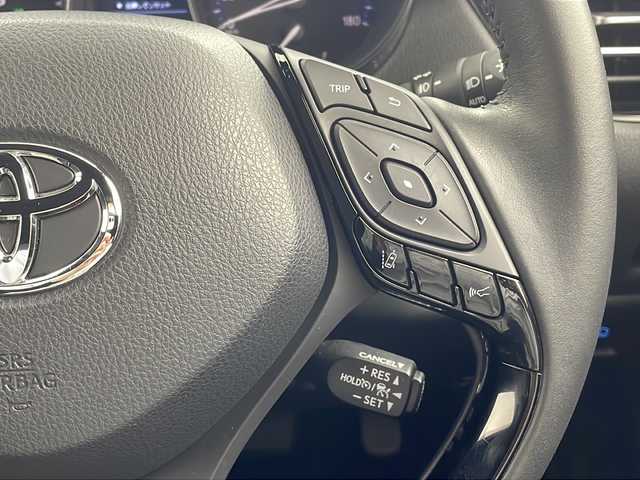 トヨタ Ｃ－ＨＲ G モード ネロセーフティプラスⅡ 岐阜県 2022(令4)年 2.4万km ホワイトパールマイカ トヨタセーフティーセンス/プリクラッシュセーフティ/レーントレーシングアシスト/オートハイビーム/ロードサインアシスト/純正ディスプレイオーディオ/ナビキット/フルセグTV/パノラミックビューモニター/クルーズコントロール/LEDヘッドライト/シートヒーター（運転席・助手席）/ハーフレザー/オートマチックハイビーム/TVキャンセラー/ETC