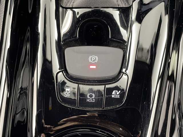 トヨタ Ｃ－ＨＲ G モード ネロセーフティプラスⅡ 岐阜県 2022(令4)年 2.4万km ホワイトパールマイカ トヨタセーフティーセンス/プリクラッシュセーフティ/レーントレーシングアシスト/オートハイビーム/ロードサインアシスト/純正ディスプレイオーディオ/ナビキット/フルセグTV/パノラミックビューモニター/クルーズコントロール/LEDヘッドライト/シートヒーター（運転席・助手席）/ハーフレザー/オートマチックハイビーム/TVキャンセラー/ETC