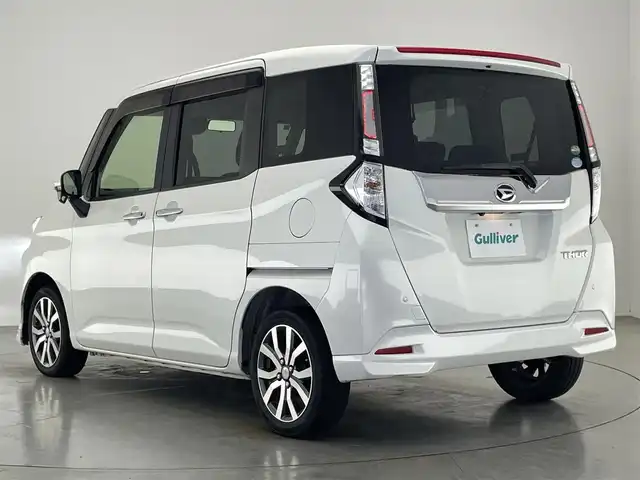 ダイハツ トール カスタムG ターボ SAⅡ 愛知県 2017(平29)年 6.3万km パールホワイトⅢ 純正８型ナビ　両側パワスラ　バックカメラ　禁煙車　Ｂｌｕｅｔｏｏｔｈ　フルセグＴＶ　衝突軽減　ＤＶＤ再生　アイドリングストップ　ＬＥＤオートライト　ＥＴＣ　ターボ搭載車　プッシュスタート　スマートキー