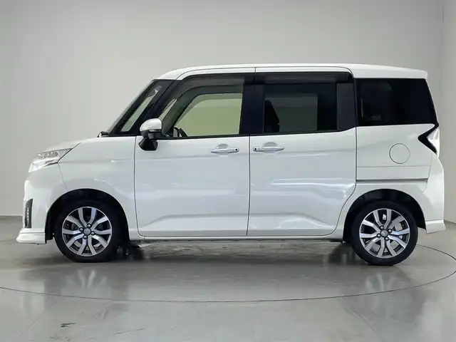 ダイハツ トール カスタムG ターボ SAⅡ 愛知県 2017(平29)年 6.3万km パールホワイトⅢ 純正８型ナビ　両側パワスラ　バックカメラ　禁煙車　Ｂｌｕｅｔｏｏｔｈ　フルセグＴＶ　衝突軽減　ＤＶＤ再生　アイドリングストップ　ＬＥＤオートライト　ＥＴＣ　ターボ搭載車　プッシュスタート　スマートキー