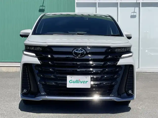 トヨタ ヴェルファイア ハイブリット Z プレミア 福岡県 2023(令5)年 2.7万km プラチナホワイトパールマイカ デジタルインナーミラー/ブラインドスポットモニター/全方位カメラ/ドライブレコーダー前後/ETC2.0/サンルーフ/運転席・助手席シートヒーター/運転席・助手席エアシート/ステアリングヒーター/両側パワースライドドア/純正アルミホイール/LEDヘッドライト