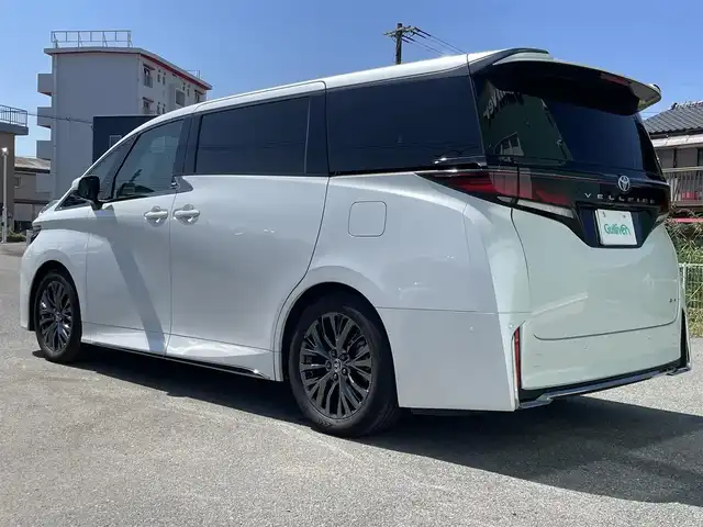 トヨタ ヴェルファイア ハイブリット Z プレミア 福岡県 2023(令5)年 2.7万km プラチナホワイトパールマイカ デジタルインナーミラー/ブラインドスポットモニター/全方位カメラ/ドライブレコーダー前後/ETC2.0/サンルーフ/運転席・助手席シートヒーター/運転席・助手席エアシート/ステアリングヒーター/両側パワースライドドア/純正アルミホイール/LEDヘッドライト