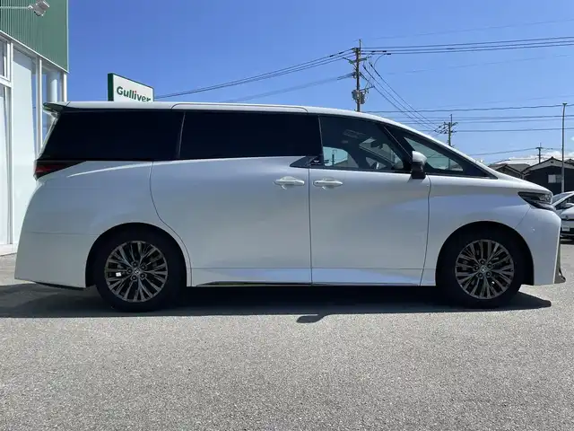 トヨタ ヴェルファイア ハイブリット Z プレミア 福岡県 2023(令5)年 2.7万km プラチナホワイトパールマイカ デジタルインナーミラー/ブラインドスポットモニター/全方位カメラ/ドライブレコーダー前後/ETC2.0/サンルーフ/運転席・助手席シートヒーター/運転席・助手席エアシート/ステアリングヒーター/両側パワースライドドア/純正アルミホイール/LEDヘッドライト