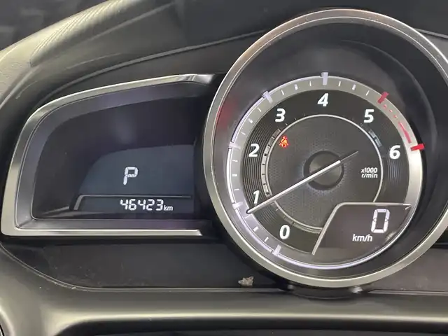マツダ デミオ XD ツーリング Lパッケージ 栃木県 2015(平27)年 4.7万km ソウルレッドプレミアムメタリック 純正ナビ/(フルセグ・Bluetooth・CD・DVD・USB・AUX)/ハーフレザーシート(白)/バックカメラ/衝突軽減ブレーキ/レーンキープアシスト/ブラインドスポットモニター/ヘッドアップディスプレイ/クルーズコントロール/LEDヘッドライト/オートライト/フォグランプ/ETC/社外ドライブレコーダー(ユピテル製)/スマートキー/スペアキー/パドルシフト/ドアバイザー/純正フロアマット/純正アルミホイール/取扱説明書/保証書