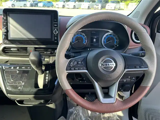 日産 デイズ ボレロ 愛媛県 2021(令3)年 2.4万km 茶Ⅱ 全方位カメラ/ハーフレザー/フルセグTV/オートライト/純正ナビ/ETC/ドラレコ前/コーナーセンサー前後/純正フロアマット/純正14AW/USB/ABS/スマートキー/横滑り防止装置/Bluetooth
