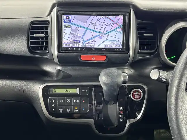 ホンダ Ｎ ＢＯＸ G SSパッケージ 佐賀県 2013(平25)年 4万km クリスタルブラックパール 社外7インチナビ/フルセグTV/CD/DVD/AM/FM/バックカメラ/両側パワースライドドア/ベンチシート/フロアマット/チップアップシート/ISOFIX対応シート/ドアバイザー/純正14インチアルミホイール/電動格納ミラー/ウィンカーミラー/横滑り防止装置/プッシュスタート/スマートキー/オートエアコン/ダブルエアバッグ/禁煙車