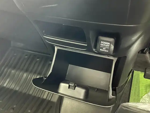 ホンダ Ｎ ＢＯＸ G SSパッケージ 佐賀県 2013(平25)年 4万km クリスタルブラックパール 社外7インチナビ/フルセグTV/CD/DVD/AM/FM/バックカメラ/両側パワースライドドア/ベンチシート/フロアマット/チップアップシート/ISOFIX対応シート/ドアバイザー/純正14インチアルミホイール/電動格納ミラー/ウィンカーミラー/横滑り防止装置/プッシュスタート/スマートキー/オートエアコン/ダブルエアバッグ/禁煙車