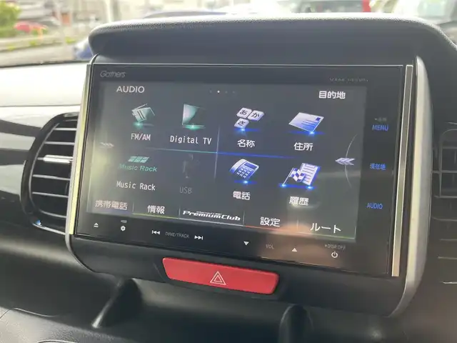 ホンダ Ｎ ＢＯＸ カスタム G ターボSSパッケージ 高知県 2013(平25)年 9.1万km プレミアムホワイトパール (株)IDOMが運営する【じしゃロン高知店】の自社ローン専用車両になります。こちらは現金またはオートローンご利用時の価格です。自社ローンご希望の方は別途その旨お申付け下さい