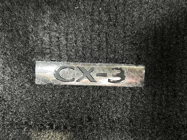 マツダ ＣＸ－３ 15S アーバンドレッサー 静岡県 2021(令3)年 1.1万km ポリメタルグレーM 純正SDナビ/・CD/・DVD/・フルセグＴＶ/・Bluetooth/・USB/・AM/・FM/主要装備/・衝突軽減/・レーンキープ/・追従クルコン/・BSM/・コーナーセンサー前後/・全方位カメラ/・HUD/・ハーフレザーシート/・シートヒーターD/N席/・ハンドルヒーター/・パドルシフト/・ステアリングリモコン/・LEDヘッドライト/・オートハイビーム/・純正フロアマット/・純正アルミホイール/・スペアキー1本
