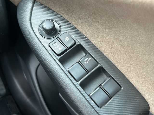 マツダ ＣＸ－３ 15S アーバンドレッサー 静岡県 2021(令3)年 1.1万km ポリメタルグレーM 純正SDナビ/・CD/・DVD/・フルセグＴＶ/・Bluetooth/・USB/・AM/・FM/主要装備/・衝突軽減/・レーンキープ/・追従クルコン/・BSM/・コーナーセンサー前後/・全方位カメラ/・HUD/・ハーフレザーシート/・シートヒーターD/N席/・ハンドルヒーター/・パドルシフト/・ステアリングリモコン/・LEDヘッドライト/・オートハイビーム/・純正フロアマット/・純正アルミホイール/・スペアキー1本