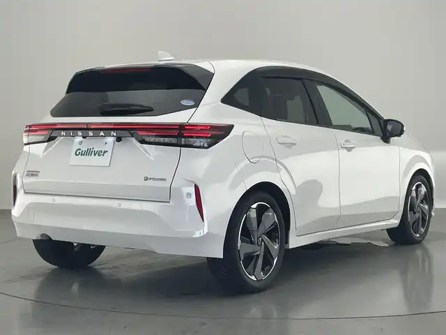 日産 オーラ G レザーエディション 愛知県 2021(令3)年 3万km ピュアホワイトパール 純正９型ナビ　ＢＯＳＥ　プロパイロット　黒革　全方位カメラ　デジタルインナーミラー　ワイヤレス充電　ＥＴＣ２．０　純正前後ドラレコ　衝突軽減　ＬＥＤオートライト　プッシュスタート　スマートキー　禁煙車