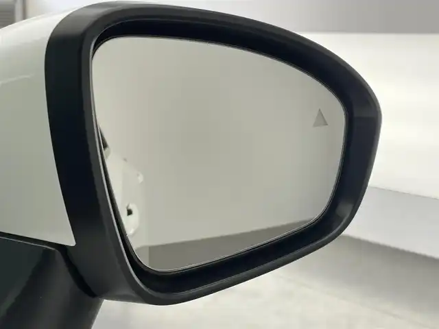 日産 オーラ G レザーエディション 愛知県 2021(令3)年 3万km ピュアホワイトパール 純正９型ナビ　ＢＯＳＥ　プロパイロット　黒革　全方位カメラ　デジタルインナーミラー　ワイヤレス充電　ＥＴＣ２．０　純正前後ドラレコ　衝突軽減　ＬＥＤオートライト　プッシュスタート　スマートキー　禁煙車