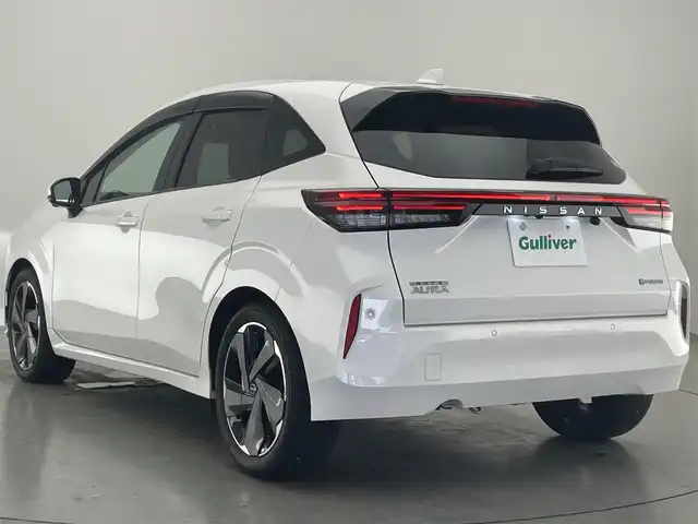 日産 オーラ G レザーエディション 愛知県 2021(令3)年 3万km ピュアホワイトパール 純正９型ナビ　ＢＯＳＥ　プロパイロット　黒革　全方位カメラ　デジタルインナーミラー　ワイヤレス充電　ＥＴＣ２．０　純正前後ドラレコ　衝突軽減　ＬＥＤオートライト　プッシュスタート　スマートキー　禁煙車