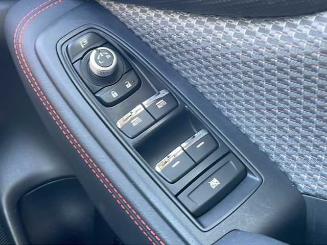 スバル フォレスター X－ブレイク 千葉県 2019(平31)年 3.3万km クリスタルホワイトP ダイアトーンサウンドナビ　/アイサイト　/衝突軽減　/車線抑制　/追従走行　/誤発進抑制機能　/パーキングセンサー　/バックカメラ　/サイドカメラ　/ステアリングヒーター　/全席シートヒーター　/カーテンエアバッグ　/ＥＴＣ