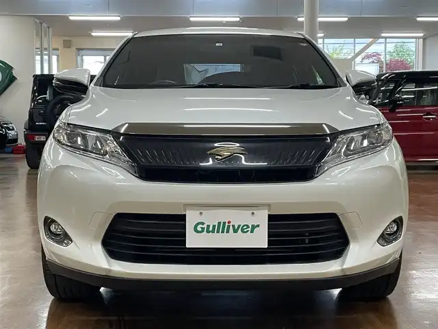 トヨタ ハリアー ハイブリッド エレガンス 道央・札幌 2014(平26)年 11.4万km ホワイトパールクリスタルシャイン 4WD/純正SDナビ/・フルセグTV/CD/DVD/BT/SD/USB/AUX/バックカメラ/社外エンジンスターター/本革シート/前席シートヒーター/前席パワーシート/運転席シートメモリ機能/ビルトインETC/プッシュスタート/スマートキー/スペアキー/緊急ブレーキシグナル/横滑り防止装置/純正フロアマット/純正ドアバイザー/ウインカーミラー/オートライト/LEDヘッドライト/前後フォグライト/社外18インチAW/純正AW付スタッドレスセット積込み/　（225/65R17  6mm）/新車時保証書/取扱説明書/ナビ取扱説明書