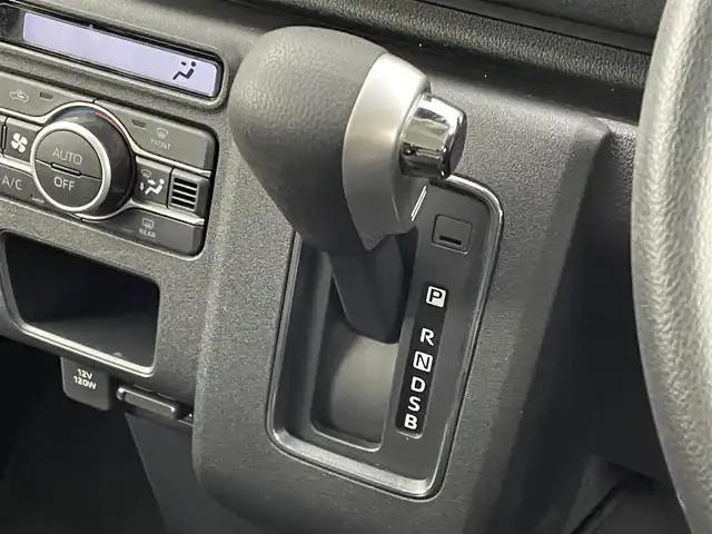 ダイハツ アトレー バン RS 埼玉県 2022(令4)年 1.4万km オフビートカーキM ワンオーナー/オーディオディスプレイ/BT/USB/AppleCarPlay/AndroidAuto/フルセグTV/両側パワースライドドア/ドライブレコーダー/レーダークルーズコントロール/バックカメラ/ETC/レーンキープアシスト/衝突被害軽減システム/TVキャンセラー/コーナーセンサー/キセノンオートライト/スマートキー