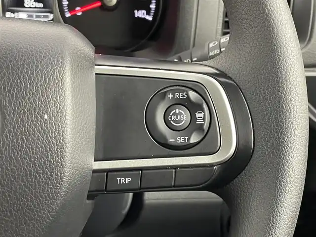 ダイハツ アトレー バン RS 埼玉県 2022(令4)年 1.4万km オフビートカーキM ワンオーナー/オーディオディスプレイ/BT/USB/AppleCarPlay/AndroidAuto/フルセグTV/両側パワースライドドア/ドライブレコーダー/レーダークルーズコントロール/バックカメラ/ETC/レーンキープアシスト/衝突被害軽減システム/TVキャンセラー/コーナーセンサー/キセノンオートライト/スマートキー