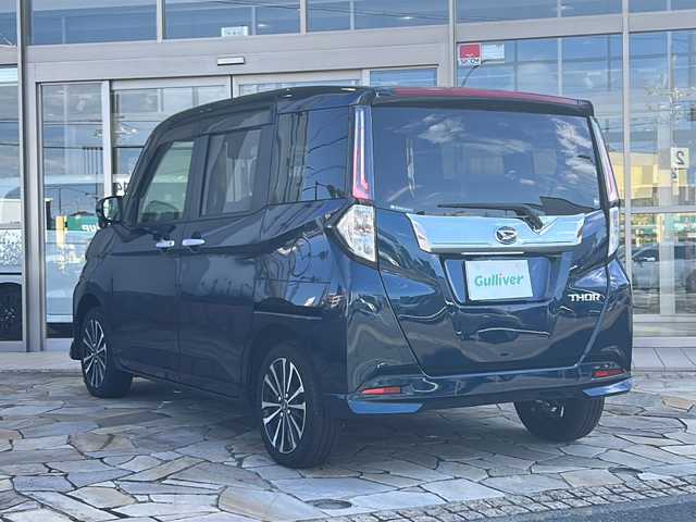 ダイハツ トール カスタムG ターボ 静岡県 2023(令5)年 0.8万km レーザーブルークリスタルシャイン アルパインナビ/・フルセグTV/・CD/DVD/・SD/・FM/AM/・USB/・Bluetooth/・HDMI/主要装備/・ドライブレコーダー/・ＥＴＣ/・両側パワースライドドア/・ＬＥＤライト/・全方位カメラ/・クリアランスソナー/・アイドリングストップ/・横滑り防止装置/・車線逸脱警報/・プリクラッシュセーフティ/・レーダークルコン/・15インチ純正アルミ