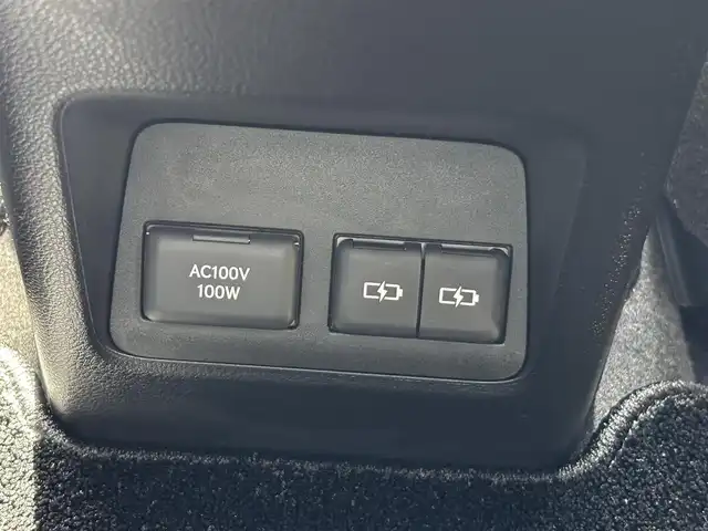 レクサス ＮＸ 350h バージョンL 福岡県 2024(令6)年 0.3万km ソニッククォーツ サンルーフ/メーカーナビ（BLUETOOTH/フルセグ)/アラウンドビューモニター/バックカメラ/フロントカメラ/サイドカメラ/電動リアゲート/レーダークルーズコントロール/LEDヘッドライト/オートライト/オートマチックハイビーム/レザーシート/DN席シートヒーター/DN席エアシート/DN席パワーシート/シートメモリー/純正20インチAW/パドルシフト/USB入力端子/ワイヤレス充電/デジタルインナーミラー/横滑り防止装置/コーナーセンサー/レーンキープアシスト/盗難防止装置/衝突軽減システム/スマートキー/ETC2.0