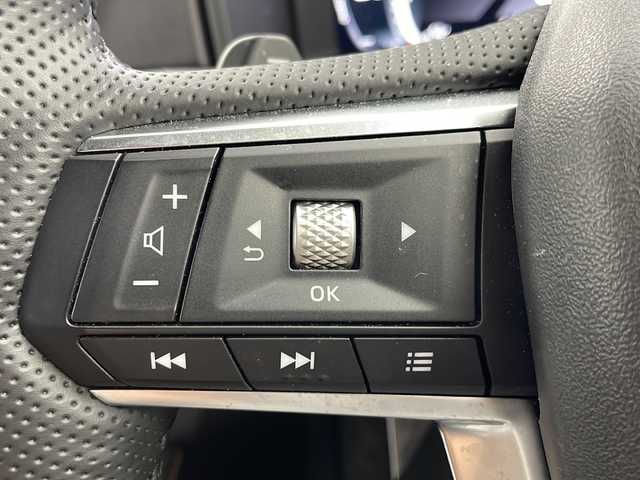 三菱 アウトランダー ＰＨＥＶ P 岐阜県 2022(令4)年 4.7万km ホワイトダイヤモンド ４WD/マルチアラウンドモニター/純正9インチナビ/フルセグTV/Bluetooth接続/ドライブレコーダー/レーダークルーズコントロール/レーンキープアシスト/コーナーセンサー/パドルシフト/パーキングセンサー/ふらつき警報/標識認識機能/横滑り防止装置/ステアリングリモコン/パドルシフト/パワーシート/シートメモリ/電格ミラー/BOSEプレミアムサウンド/全席シートヒーター