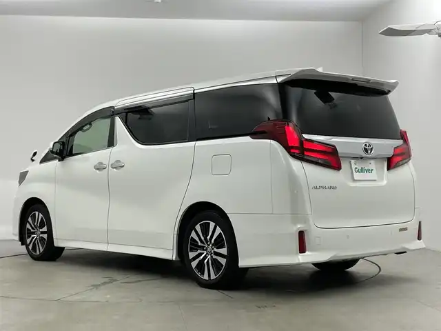 トヨタ アルファード S Cパッケージ 愛知県 2021(令3)年 4.4万km ホワイトパールクリスタルシャイン トヨタセーフティーセンス/・プリクラッシュ/・衝突軽減/・車線逸脱/・レーンアシスト/・レーダークルーズコントロール/純正ディスプレイナビ/・フルセグ/・Bluetooth/・CD/・DVD/ステアリングヒーター/ウッドコンビハンドル/ステアリングリモコン/ブレーキホールド/電子パーキングシステム/パワーバックドア/両側パワースライドドア/バックカメラ/ドライブレコーダー/フリップダウン/ツインサンルーフ/キャプテンシート/クリアランスソナー