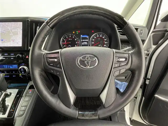 トヨタ アルファード S Cパッケージ 愛知県 2021(令3)年 4.4万km ホワイトパールクリスタルシャイン トヨタセーフティーセンス/・プリクラッシュ/・衝突軽減/・車線逸脱/・レーンアシスト/・レーダークルーズコントロール/純正ディスプレイナビ/・フルセグ/・Bluetooth/・CD/・DVD/ステアリングヒーター/ウッドコンビハンドル/ステアリングリモコン/ブレーキホールド/電子パーキングシステム/パワーバックドア/両側パワースライドドア/バックカメラ/ドライブレコーダー/フリップダウン/ツインサンルーフ/キャプテンシート/クリアランスソナー