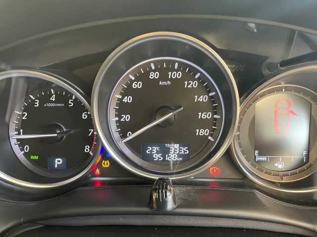 マツダ ＣＸ－５ 20S Lパッケージ 静岡県 2013(平25)年 9.6万km クリスタルホワイトパールマイカ (株)IDOMが運営する【じしゃロン浜松店】の自社ローン専用車両になりますこちらは現金またはオートローンご利用時の価格です。自社ローンご希望の方は別途その旨お申付け下さい/プッシュスタート/ドアバイザー/フルセグテレビ/AAC/横滑り防止装置/Bluetooth接続/ABS/AFS/ダブルエアバッグ/カーテンエアバッグ/盗難防止装置