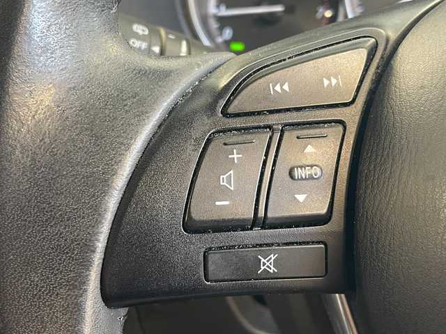 マツダ ＣＸ－５ 20S Lパッケージ 静岡県 2013(平25)年 9.6万km クリスタルホワイトパールマイカ (株)IDOMが運営する【じしゃロン浜松店】の自社ローン専用車両になりますこちらは現金またはオートローンご利用時の価格です。自社ローンご希望の方は別途その旨お申付け下さい/プッシュスタート/ドアバイザー/フルセグテレビ/AAC/横滑り防止装置/Bluetooth接続/ABS/AFS/ダブルエアバッグ/カーテンエアバッグ/盗難防止装置