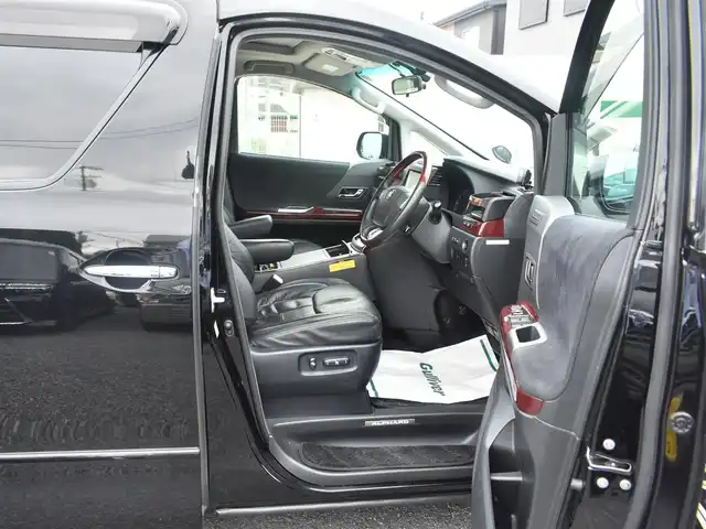 トヨタ アルファード 350S Cパッケージ 神奈川県 2011(平23)年 7.3万km ブラック 社外メモリナビ/バックカメラ/社外フリップダウンモニター/クルーズコントロール/プッシュスタート/両側パワースライドドア/パワーバックドア/ETC/HID/社外２０インチAW/取説/ナビ説/記録(R.3.4.6.7)